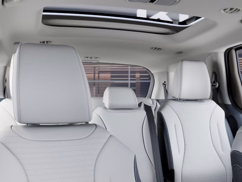 2026 Snow White Pearl Kia Carnival Hybrid SX Prestige FWD Van