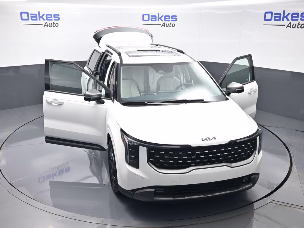 2026 Snow White Pearl Kia Carnival Hybrid SX FWD Van