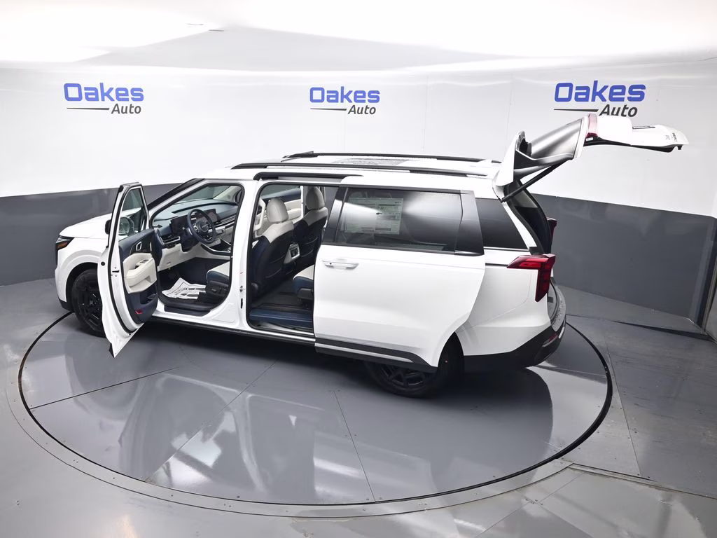 2026 Snow White Pearl Kia Carnival Hybrid SX FWD Van
