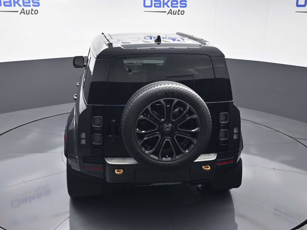 2025 Carpathian Gray Metallic Land Rover Defender 110 OCTA AWD SUV