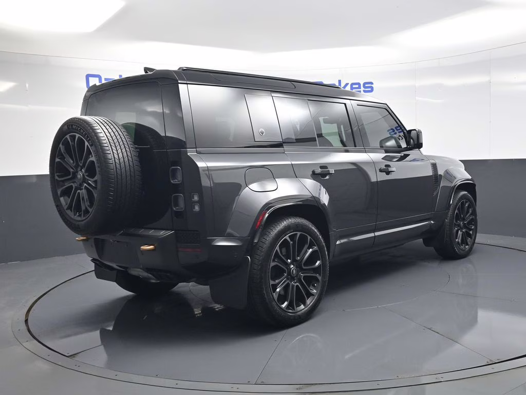 2025 Carpathian Gray Metallic Land Rover Defender 110 OCTA AWD SUV