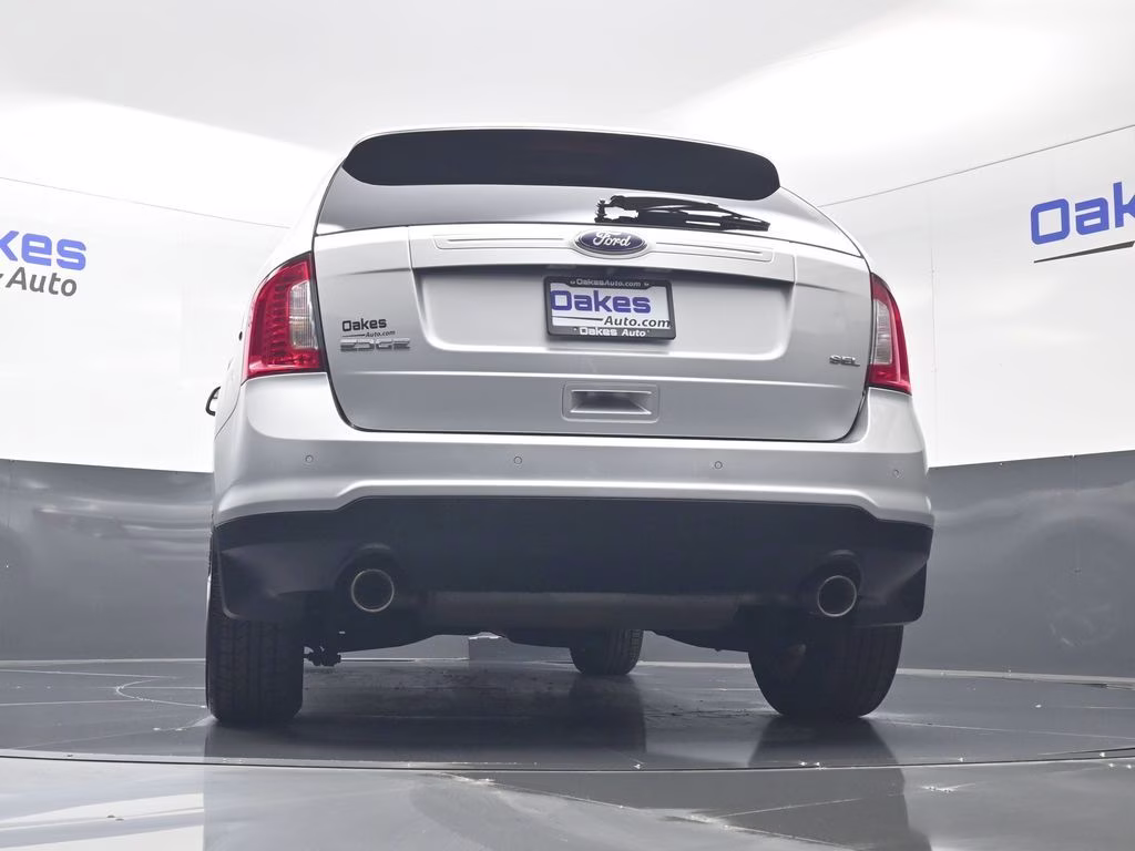 2014 Ingot Silver Ford Edge SEL FWD SUV