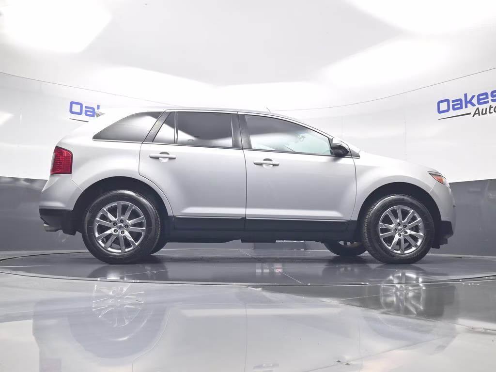 2014 Ingot Silver Ford Edge SEL FWD SUV