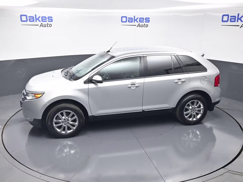 2014 Ingot Silver Ford Edge SEL FWD SUV