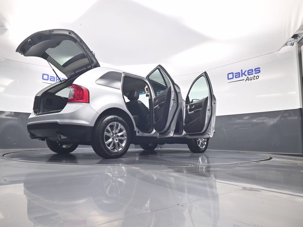 2014 Ingot Silver Ford Edge SEL FWD SUV