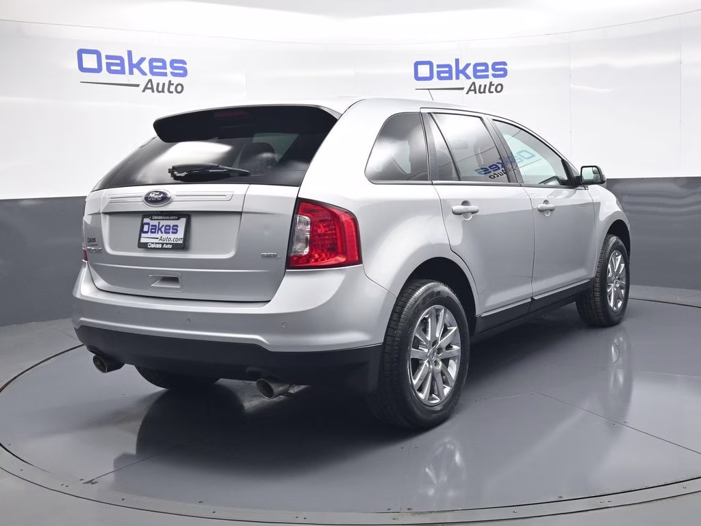 2014 Ingot Silver Ford Edge SEL FWD SUV