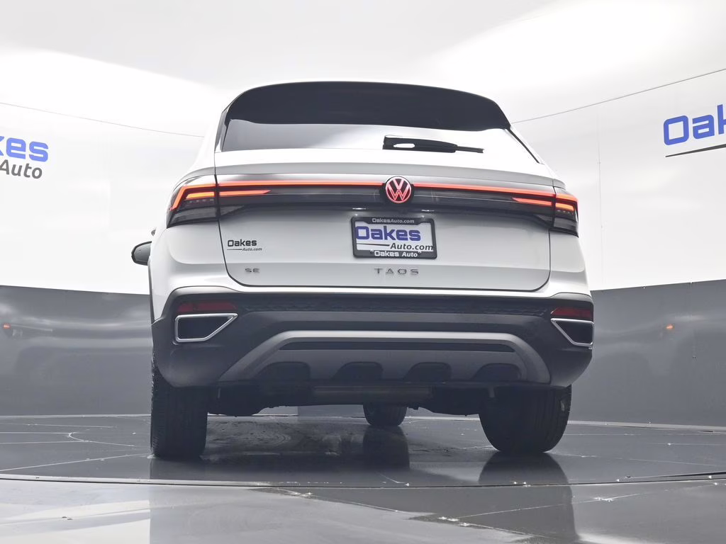 2025 Pure White Volkswagen Taos 1.5T SE FWD SUV