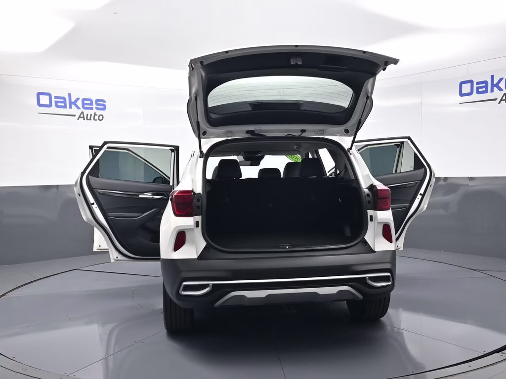 2021 Snow White Pearl Kia Seltos SX AWD SUV