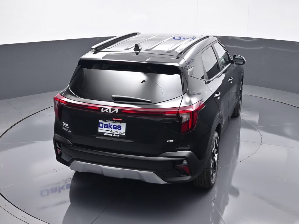2026 Fusion Black Kia Seltos S AWD SUV