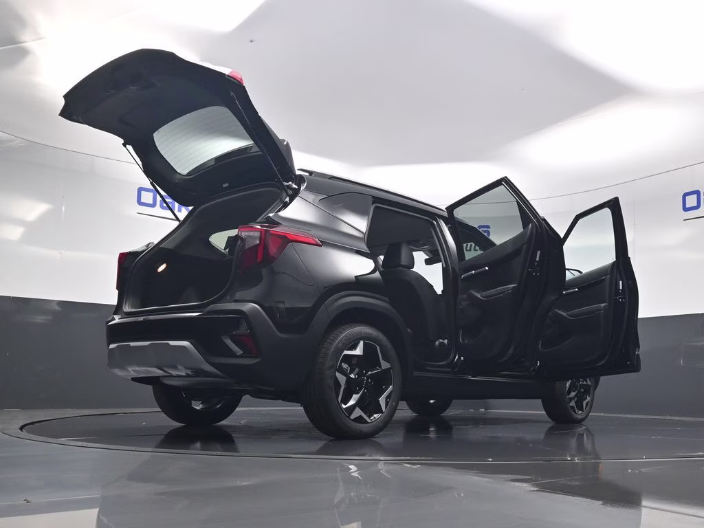 2026 Fusion Black Kia Seltos S AWD SUV