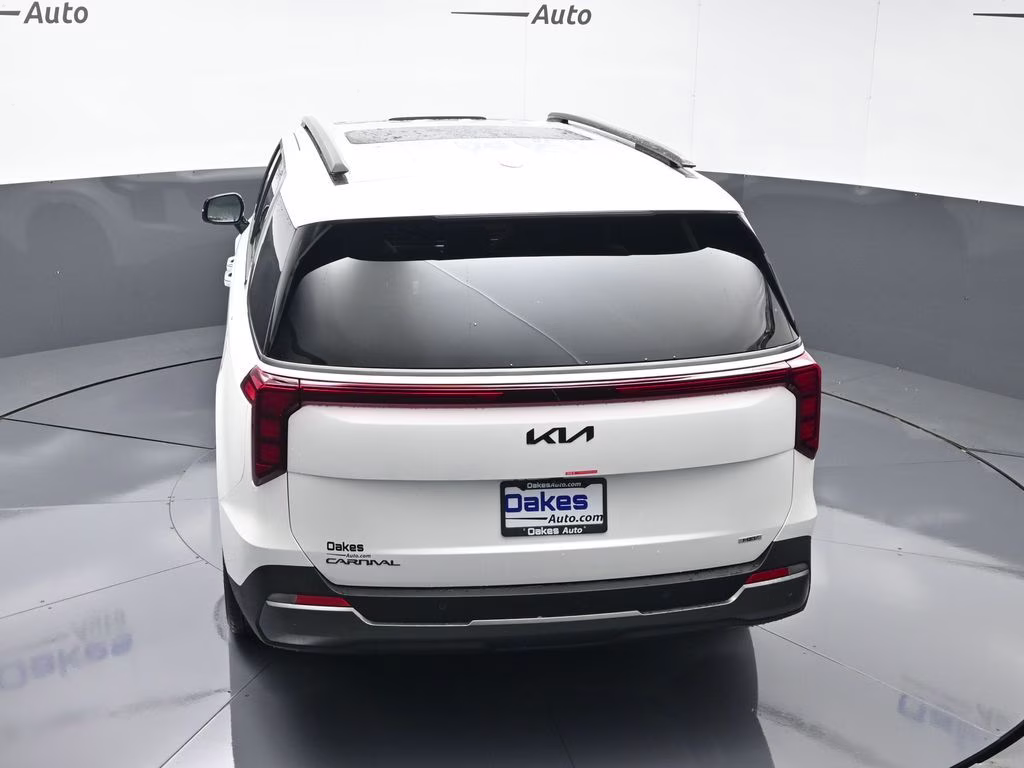 2026 Snow White Pearl Kia Carnival Hybrid SX FWD Van