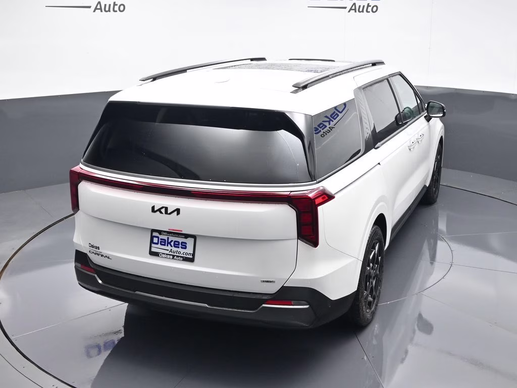2026 Snow White Pearl Kia Carnival Hybrid SX FWD Van