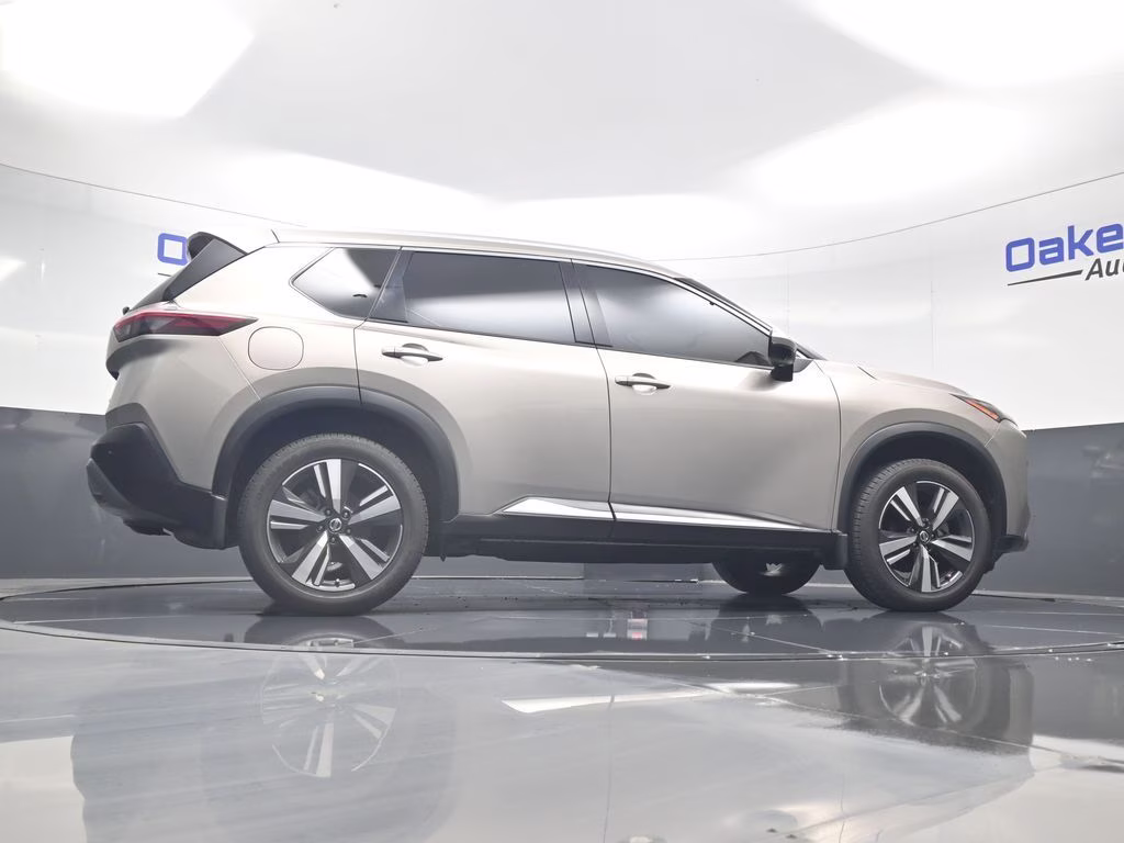 2021 Champagne Silver Metallic Nissan Rogue SL AWD SUV