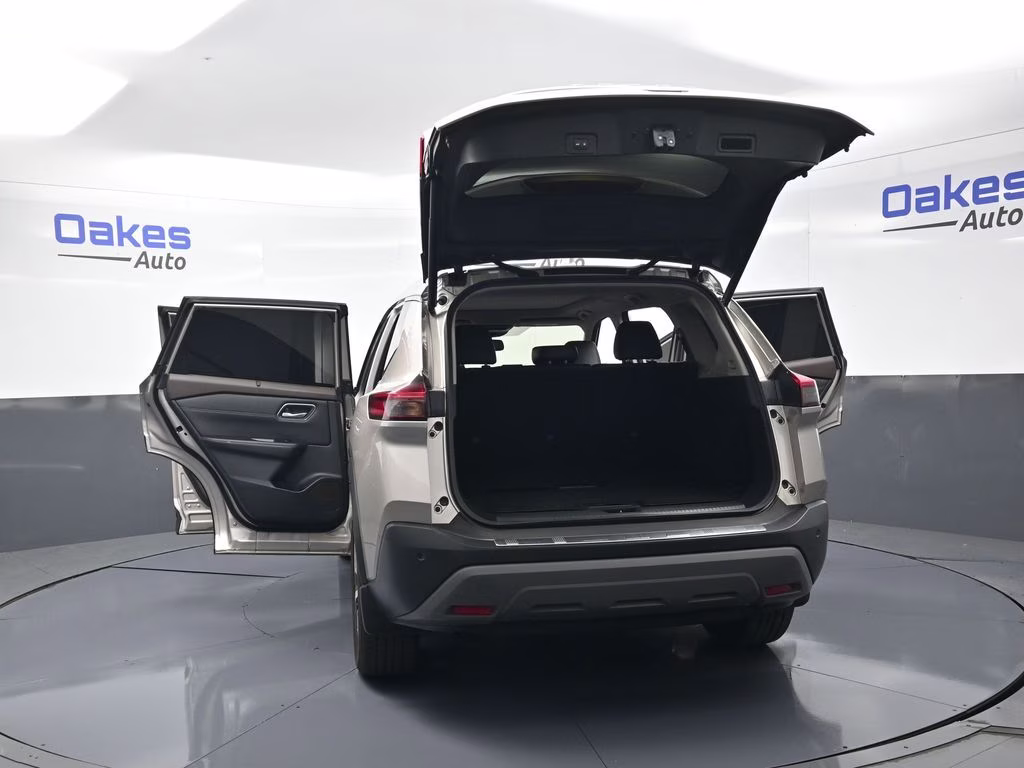 2021 Champagne Silver Metallic Nissan Rogue SL AWD SUV