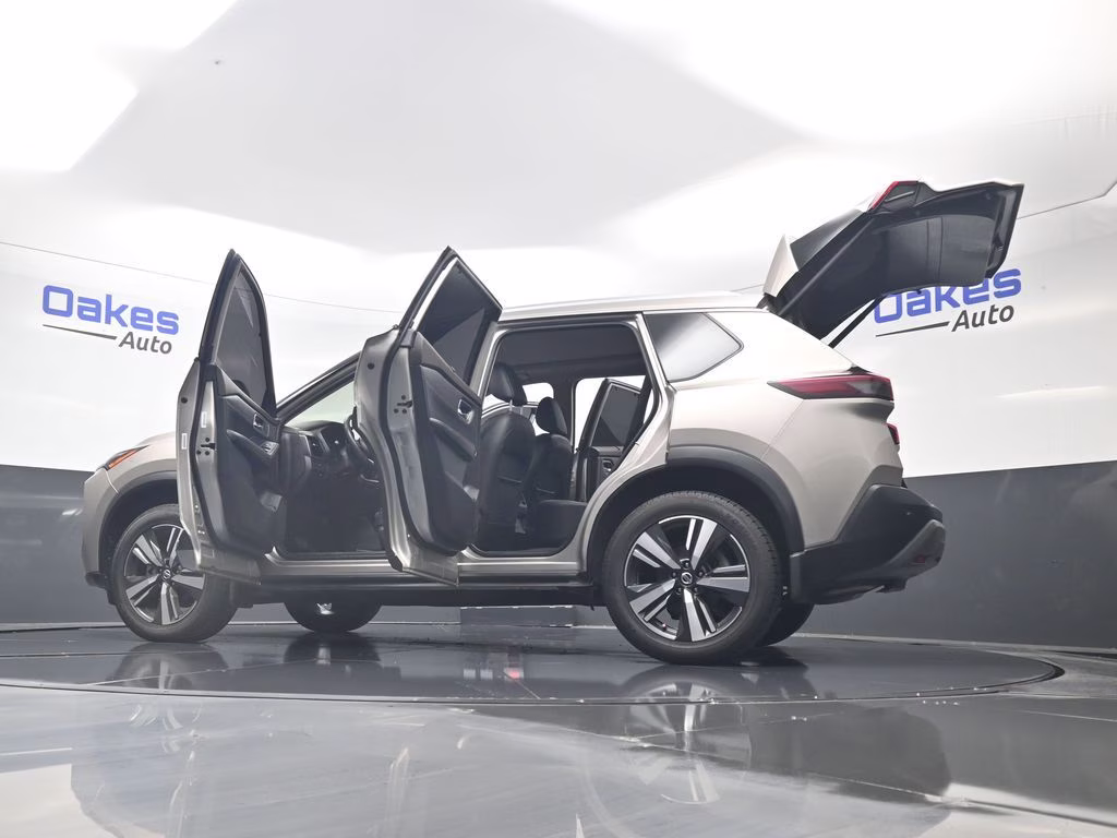 2021 Champagne Silver Metallic Nissan Rogue SL AWD SUV