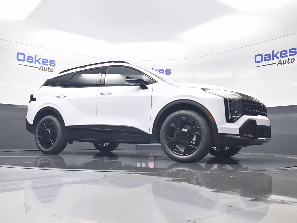 2026 Glacial White Pearl Kia Sportage X-Line AWD SUV
