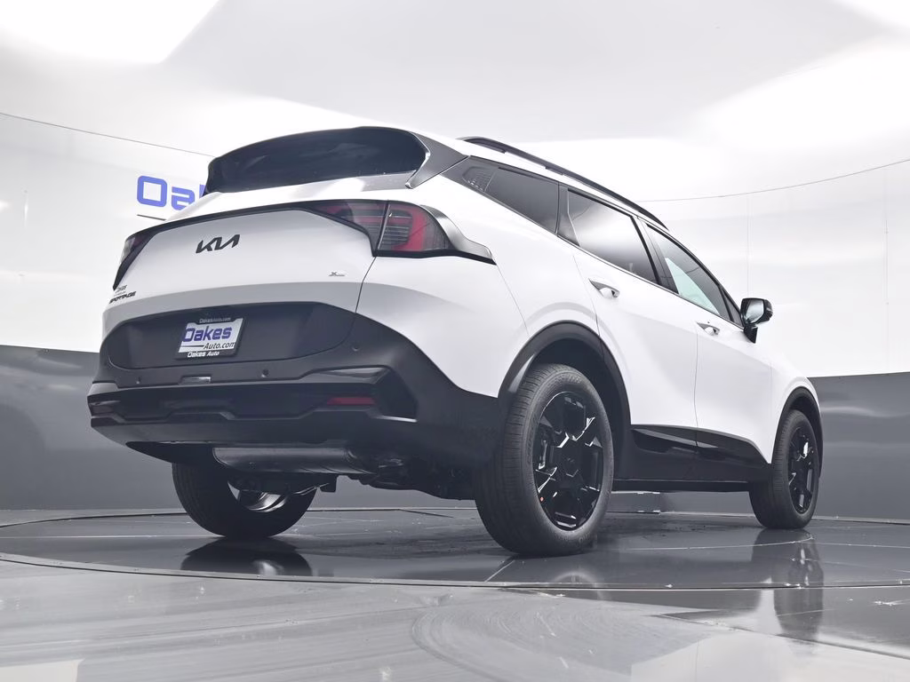 2026 Glacial White Pearl Kia Sportage X-Line AWD SUV