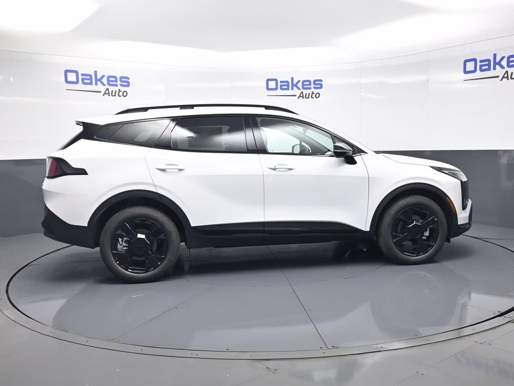 2026 Glacial White Pearl Kia Sportage X-Line AWD SUV