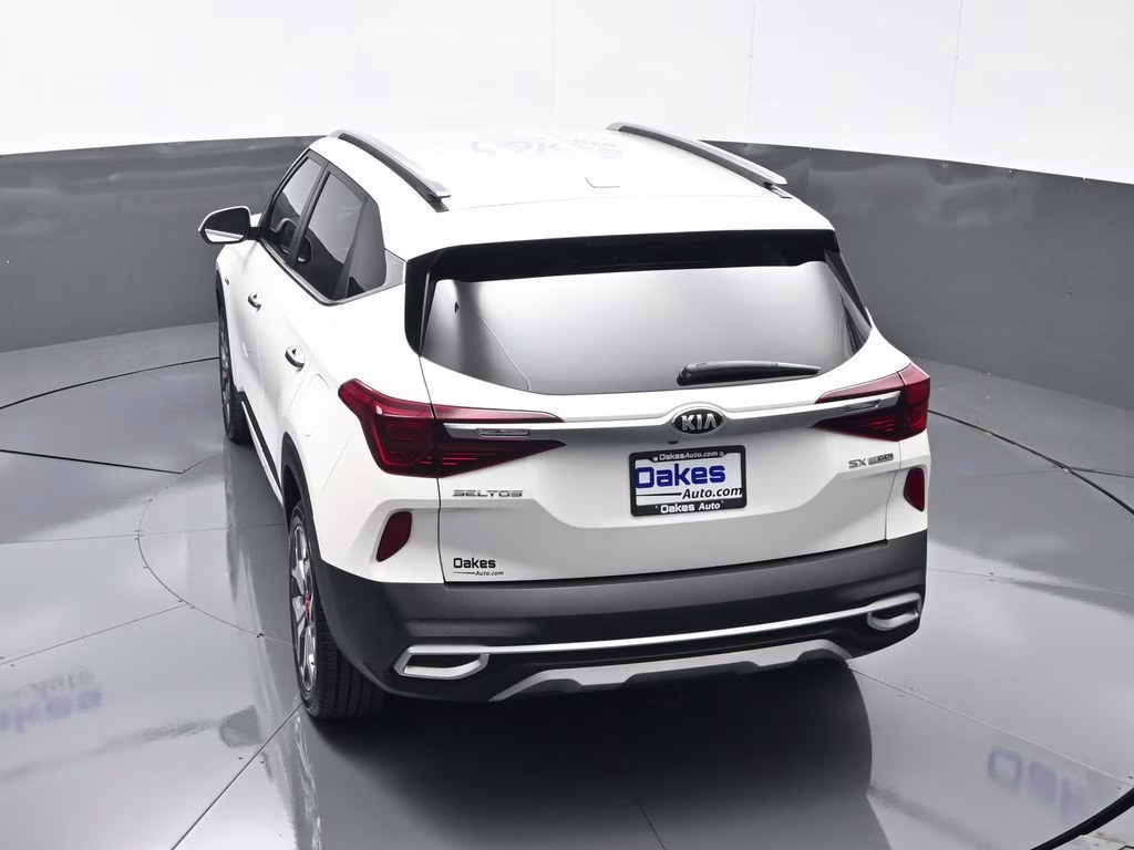 2021 Snow White Pearl Kia Seltos SX AWD SUV
