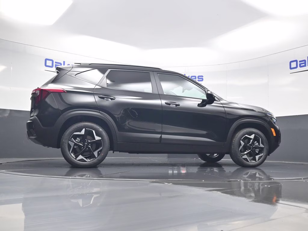2026 Fusion Black Kia Seltos S AWD SUV