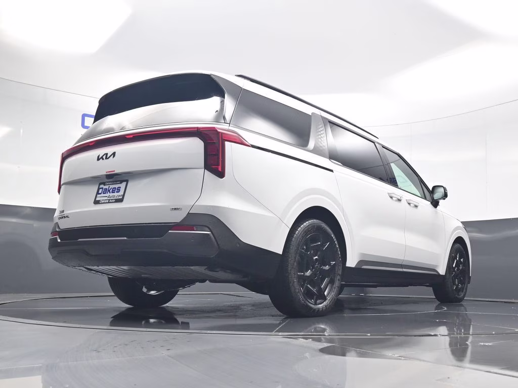 2026 Snow White Pearl Kia Carnival Hybrid SX FWD Van