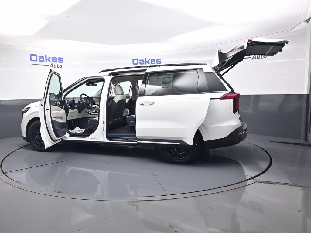 2026 Snow White Pearl Kia Carnival Hybrid SX FWD Van