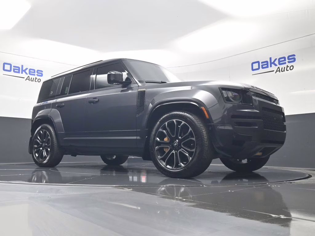 2025 Carpathian Gray Metallic Land Rover Defender 110 OCTA AWD SUV