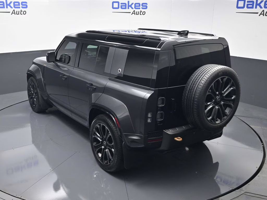 2025 Carpathian Gray Metallic Land Rover Defender 110 OCTA AWD SUV