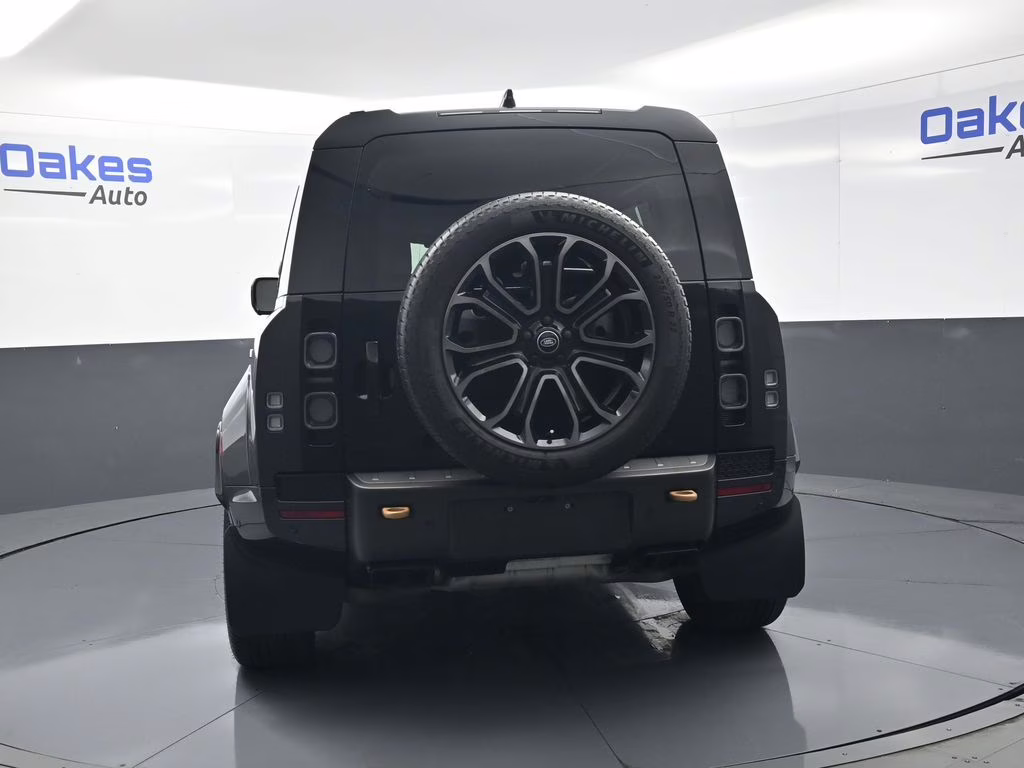 2025 Carpathian Gray Metallic Land Rover Defender 110 OCTA AWD SUV