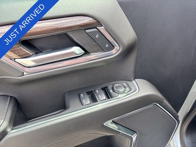 2024 Sterling Gray Metallic Chevrolet Silverado 1500 RST 4X4 Truck