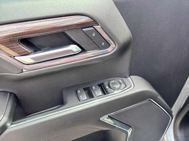 2024 Sterling Gray Metallic Chevrolet Silverado 1500 RST 4X4 Truck