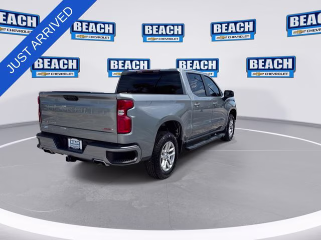 2024 Sterling Gray Metallic Chevrolet Silverado 1500 RST 4X4 Truck