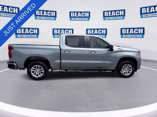 2024 Sterling Gray Metallic Chevrolet Silverado 1500 RST 4X4 Truck
