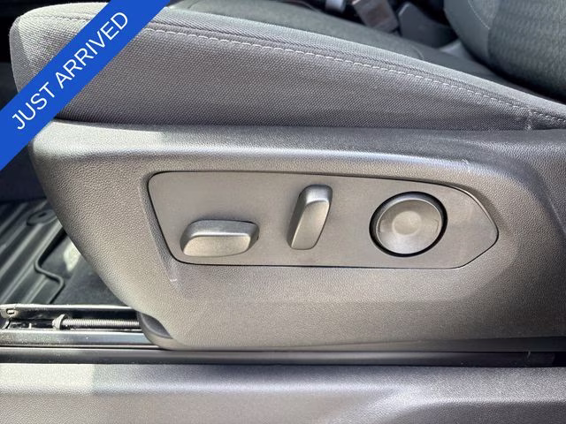 2024 Sterling Gray Metallic Chevrolet Silverado 1500 RST 4X4 Truck