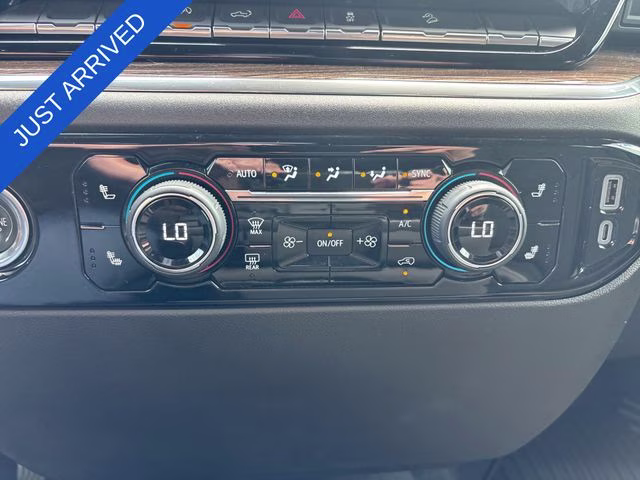 2024 Sterling Gray Metallic Chevrolet Silverado 1500 RST 4X4 Truck