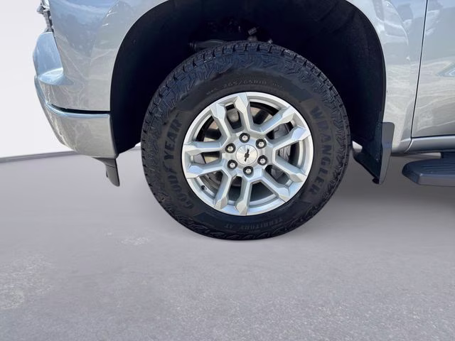 2024 Sterling Gray Metallic Chevrolet Silverado 1500 RST 4X4 Truck