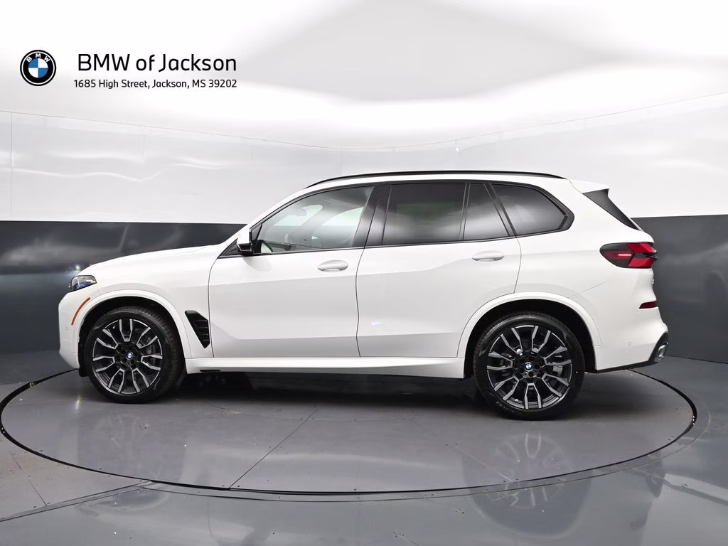 2026 Alpine White BMW X5 sDrive40i RWD SUV