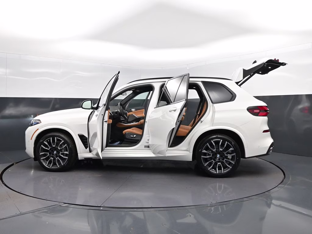 2026 Alpine White BMW X5 sDrive40i RWD SUV