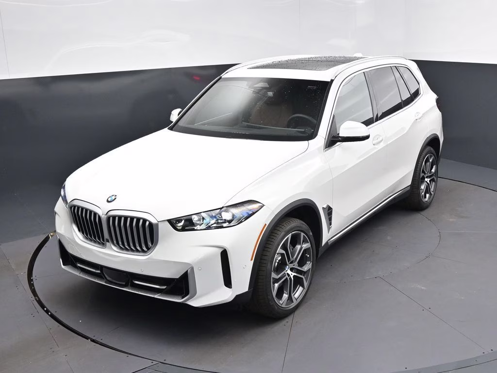 2026 Alpine White BMW X5 sDrive40i RWD SUV