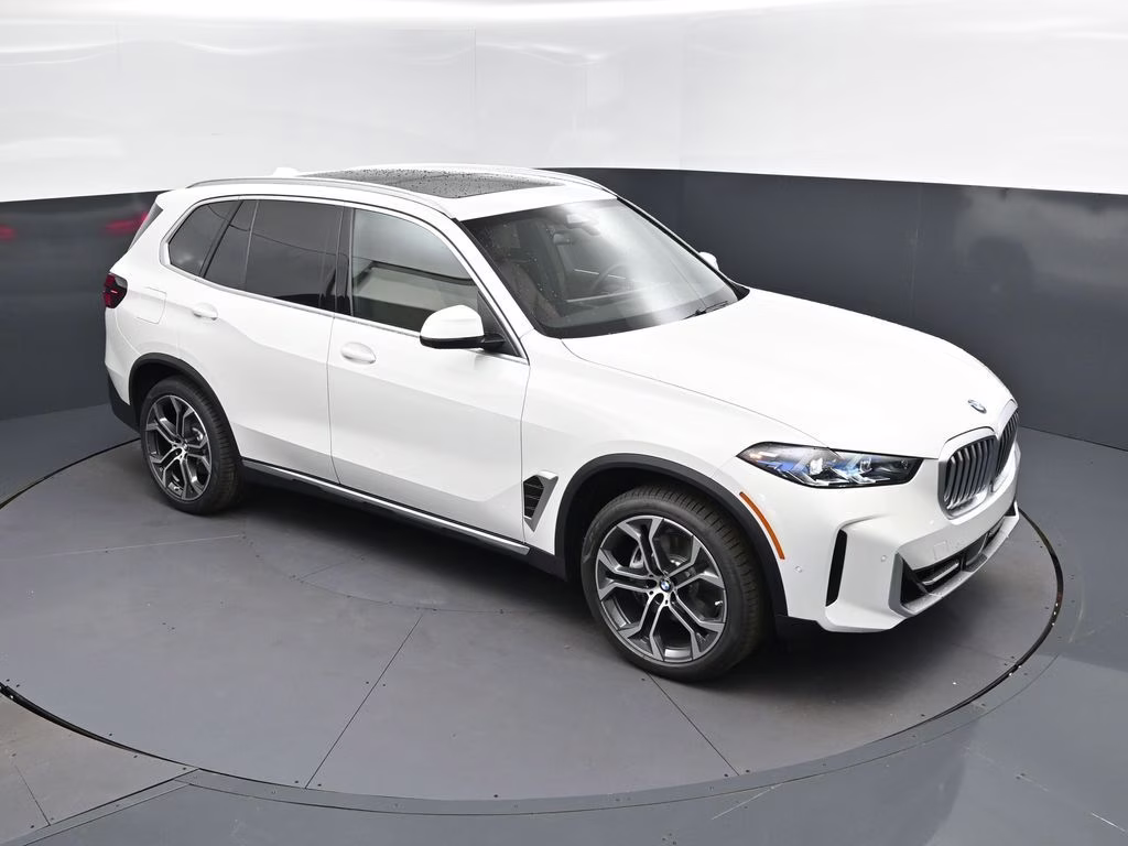 2026 Alpine White BMW X5 sDrive40i RWD SUV