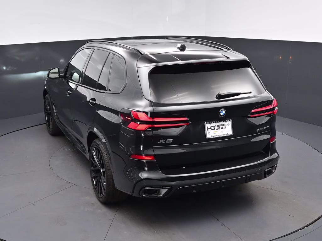 2026 Black Sapphire Metallic BMW X5 sDrive40i RWD SUV