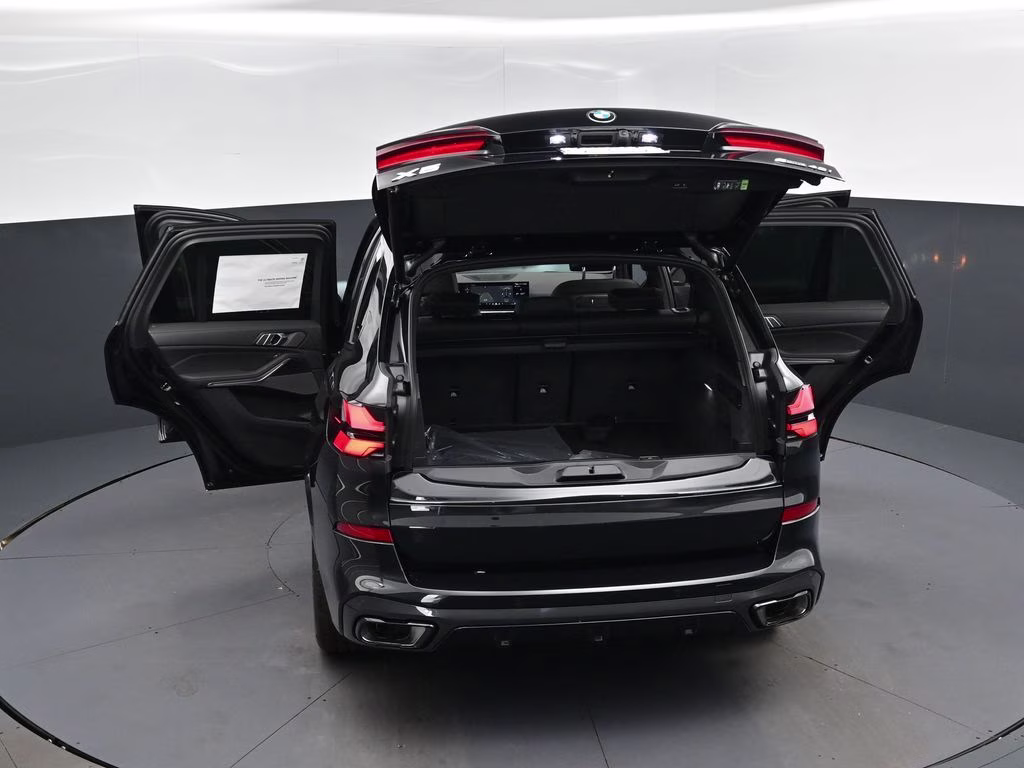 2026 Black Sapphire Metallic BMW X5 sDrive40i RWD SUV