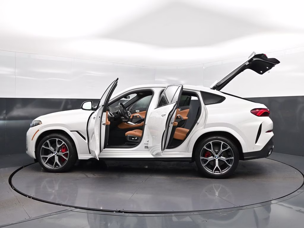 2027 Alpine White BMW X6 xDrive40i AWD SUV