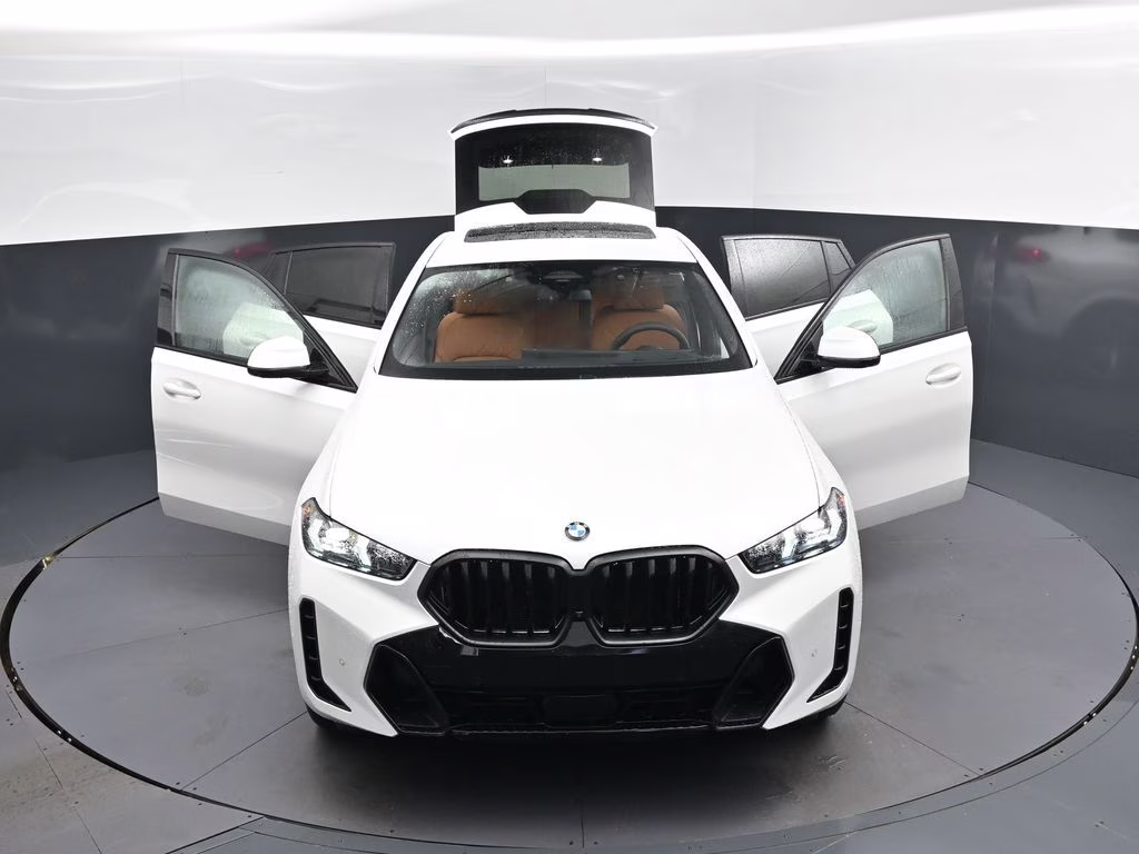 2027 Alpine White BMW X6 xDrive40i AWD SUV