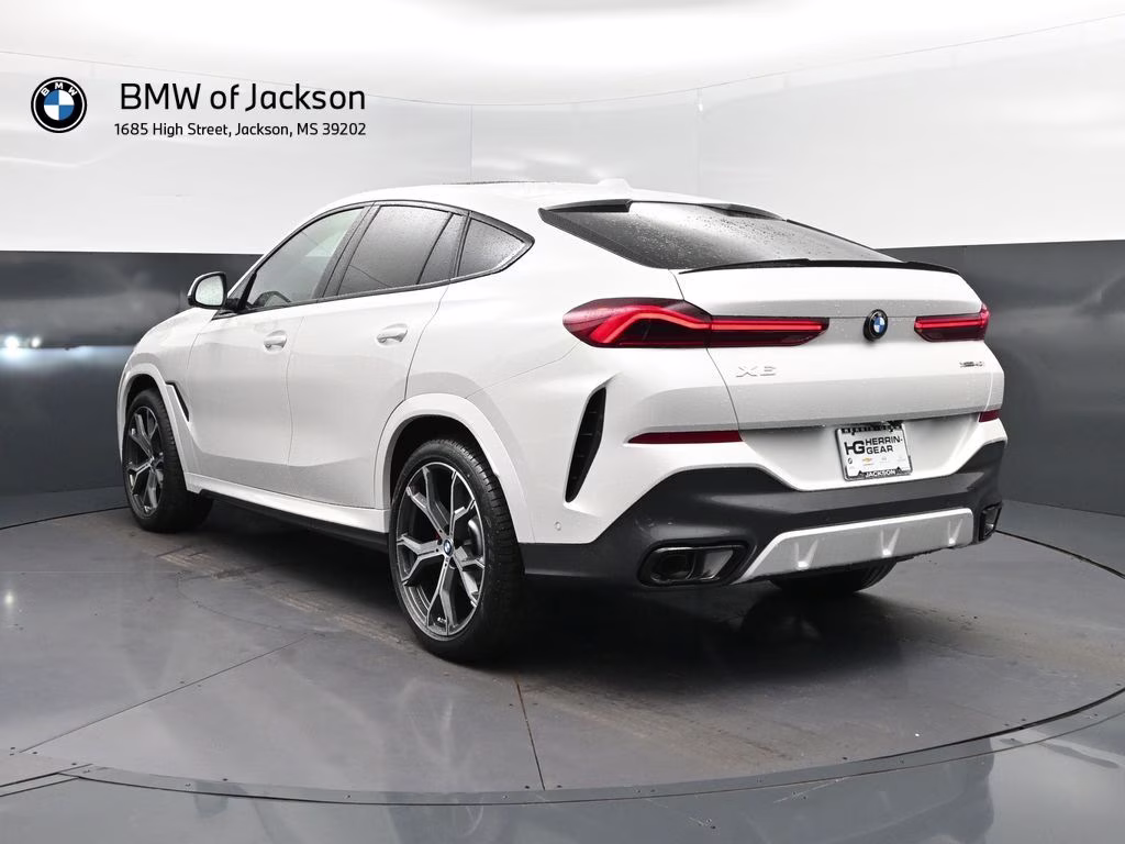 2027 Alpine White BMW X6 xDrive40i AWD SUV