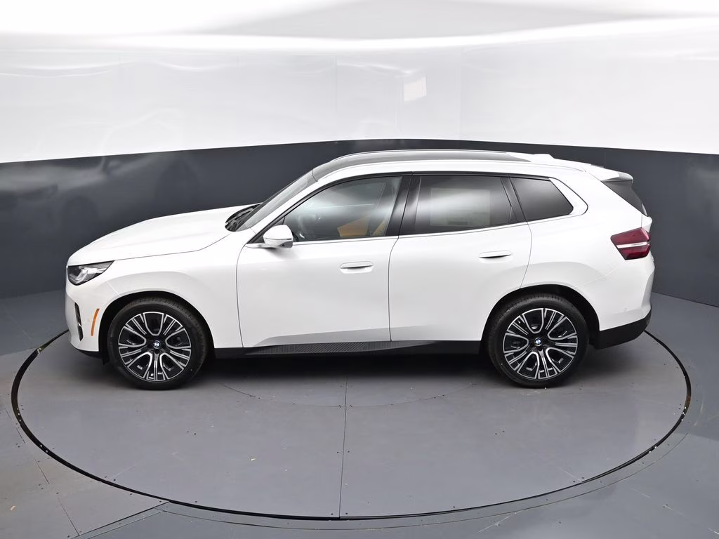 2026 Mineral White Metallic BMW X3 30 xDrive AWD SUV