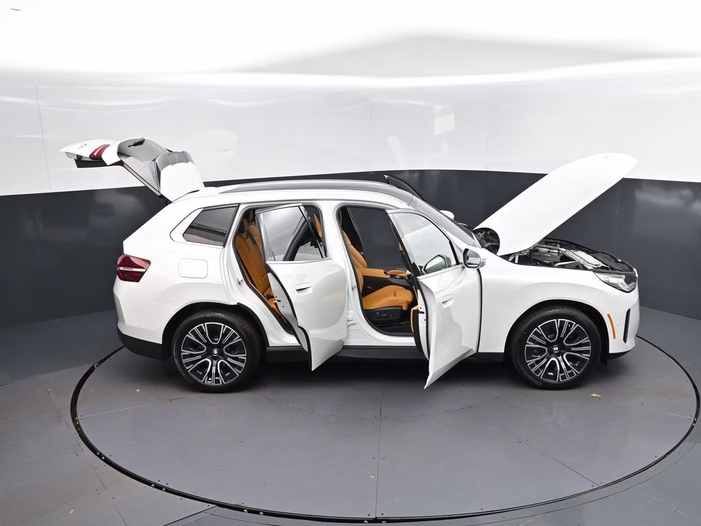 2026 Mineral White Metallic BMW X3 30 xDrive AWD SUV