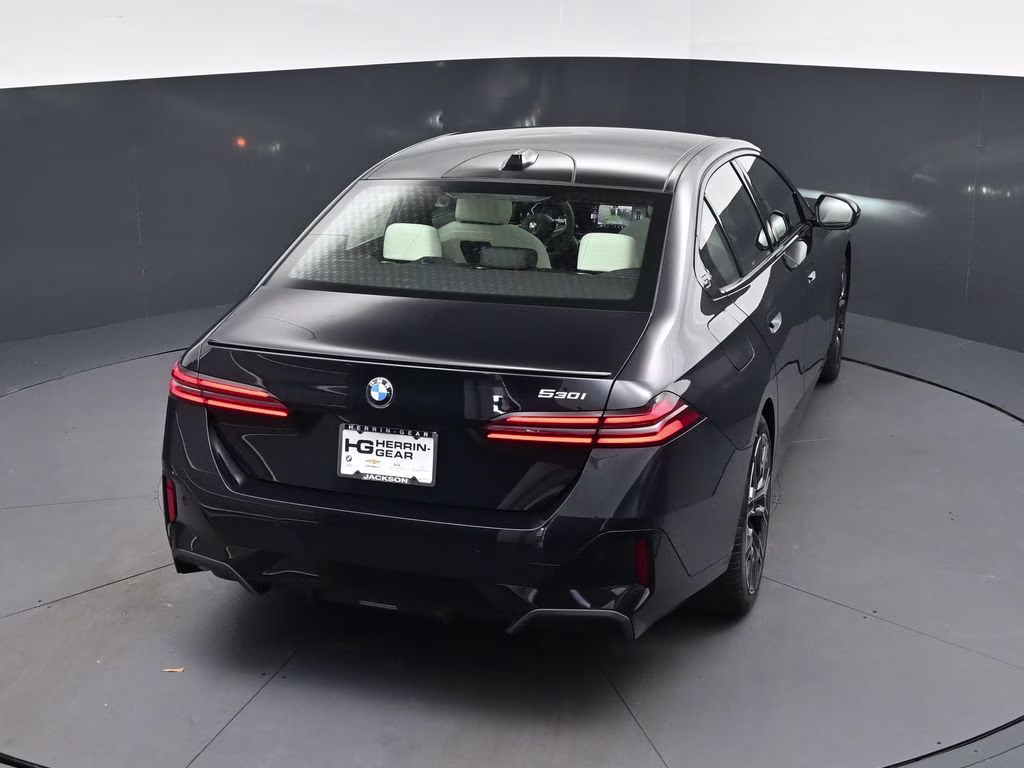 2027 Carbon Black Metallic BMW 5 Series 530i RWD Sedan