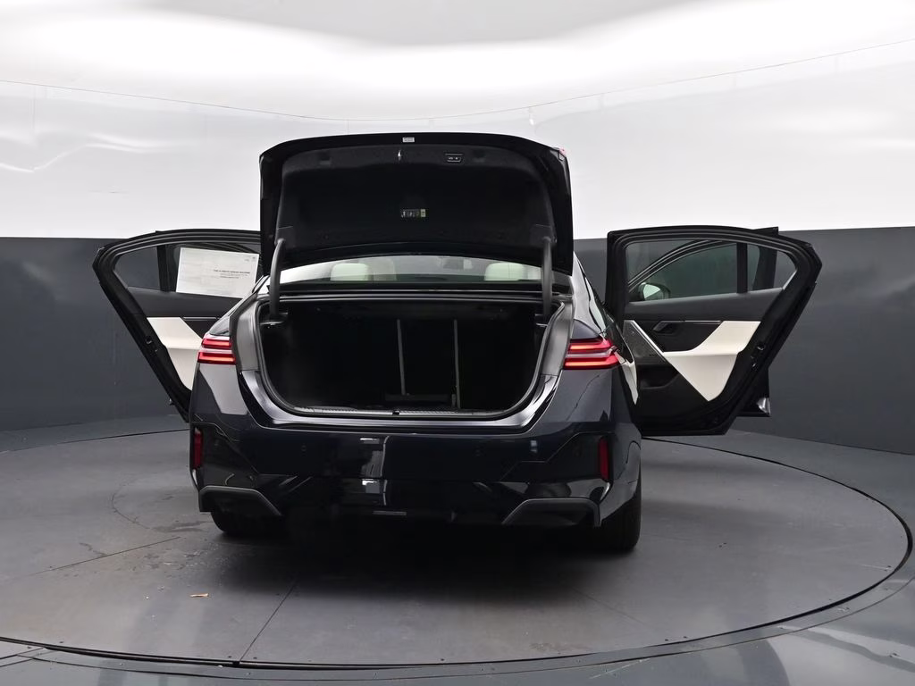 2027 Carbon Black Metallic BMW 5 Series 530i RWD Sedan