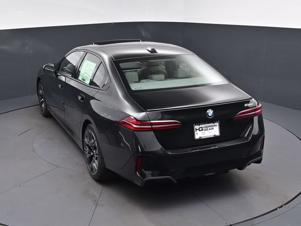 2027 Black Sapphire Metallic BMW 5 Series 530i RWD Sedan
